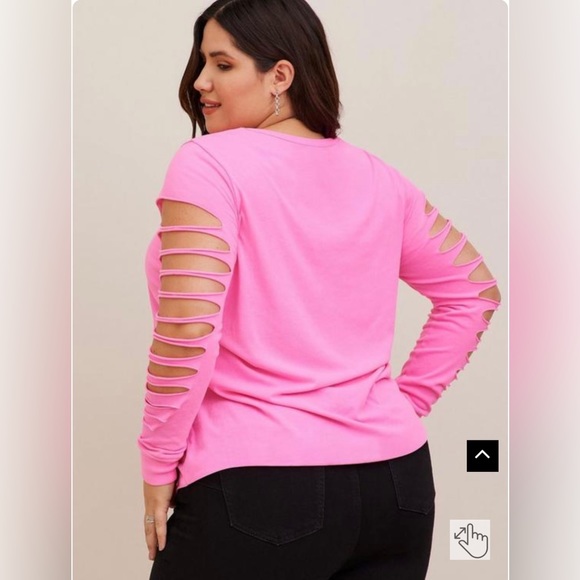 Torrid Graphic Classic Fit Cotton Slashed Neck Long Sleeve Tee EUC - Picture 3 of 8